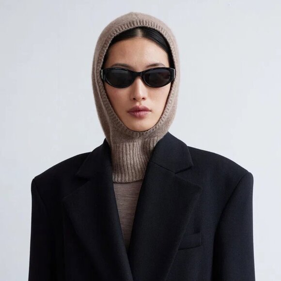 & Other Stories Fitted Cashmere Hood - Picture 1 of 3